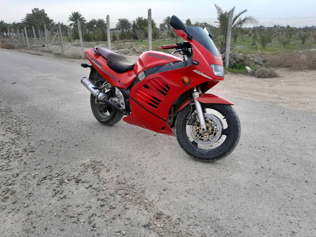 للييع او مراوس suzuki rf 400cc r 1999 كير مكينه كلجات كفاله مكان بغداد سبع البور  بدون اوراق اكفلك سرقه وعشاير تواصل *********** متوفر وتساب