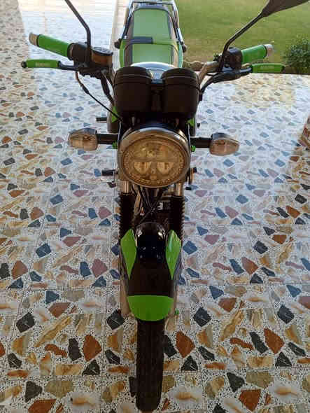 يا الله دراجه هيوشه للبيع موديل 2022مسجله رقم وسنويه تحويل ثاني يوم دراجة مال جناي ربع ماتحط عليه محرك اسبانه ما ممدود علي اسويجات 2ريمودات 2تشقيل عن بعد السعر مليون 450وبي مجال للشراي ولمو شراي لا يعلق ويكسر بحلال العالم مكاني الرمادي هذه رقمي للتواصل ***********متواجد عل خاص
