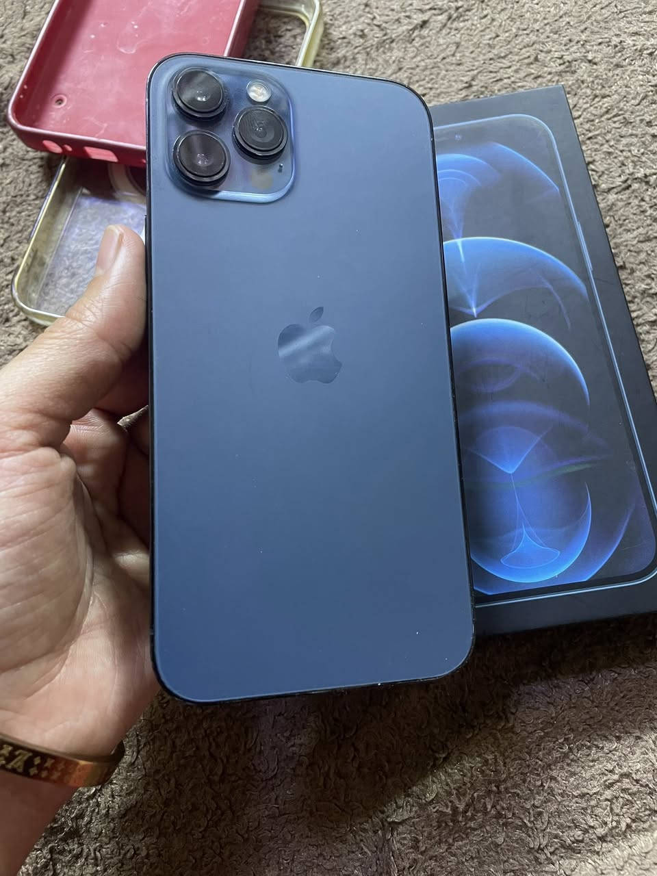 سلام عليكم 12برو ماكس مادخل اي تصليح مكفول بطريه 93ذاكر 128ملحقات كارتون وكيبل وكفر ***********بغداد سعر 550وبي مجال او مراوس بالتره
