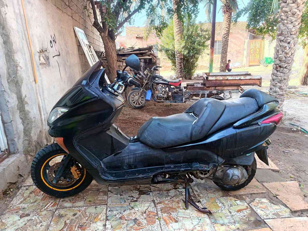 السلام عليكم شباب عندي فورزه 08 للبيع دراجه عايزه كلجات وبيهه خربطه بل جويتر وبيه تهريب ناريه فقط جانت شغاله مثل الساعه الي تفيده يتصل عله هاذه الرقم وبي خير ويدلل
***********
