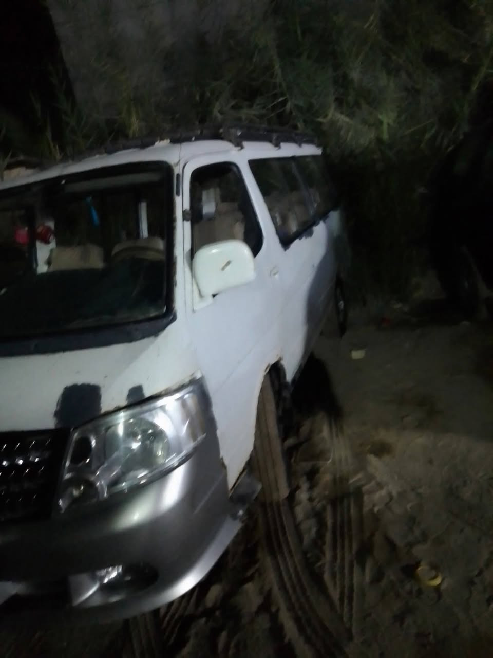 فتون موديل 2009 رقم صدامي  بابل مصفره هاي وغرامات محرك ون جي  سياره جهزه كبل الشارع السعر 27 وبيه مجال *********** مكان بغداد
