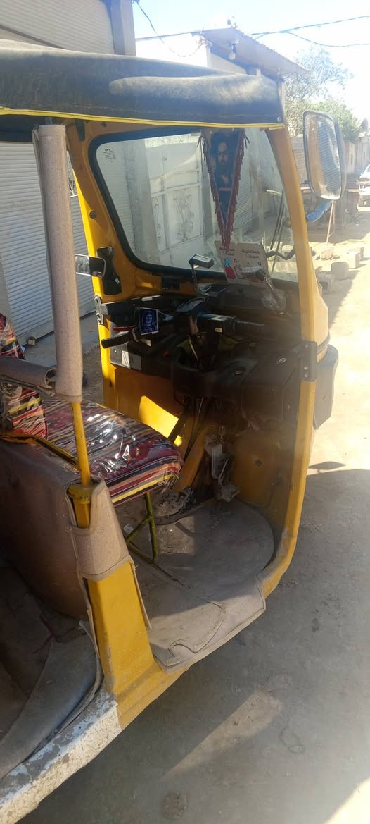 سلام عليكم تكتك تي في اس للبيع موديل 19شهر 10تكتك جاهزه لشارع كبل أوراق كامله تكتك حلوه ومرتبه رقمي ***********
