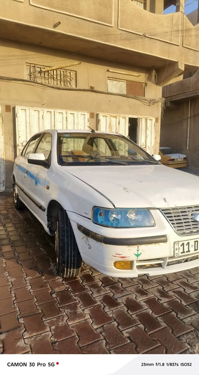 السلام عليكم سمند خصوصي ابيض  موديل 2011
رقم نكليزي حديث بيهة خيط تبخير فقط 
وايضا الجاملغ الخلفي صفحه وحده بيه ضربة خفيفه .. السعر ٤٠ ورقة 
المكان مدينة الصدر
