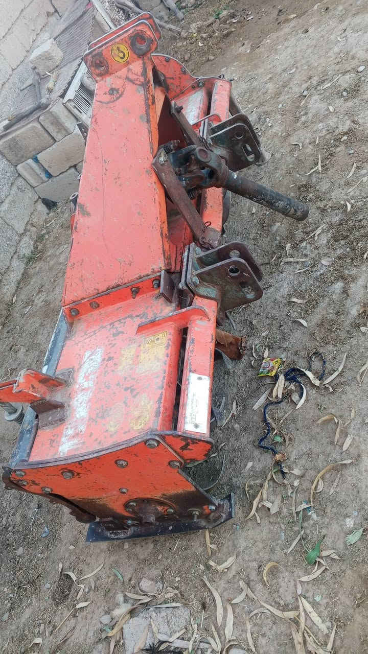 رافوسه البيع نضيفه جازه العمل ديالئ خانقين سعر مليون 800 وبيه مجال 
رقم تصال ***********
