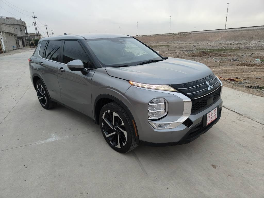 2023 Mitsubishi Outlander SE
متسيوبيشي وتلاندر 2023
سعر 177 بلاش 🔥🔥🔥
مواصفات SE
5 كاميرات ..... كوشن كرباء و جلد وتدفئه ......انضمه قادمه
.......وتو هولد........ تحكم ستيرن جهتين......رادارات......
حساس......شاشه ابيات...... تبريد قطعتين........صندوق شفط كهرباء.......مرايه شفط كهرباء و رادار ........لايت زنون......ليد نهاري......نقطه عمياء......بصمه تشغيل بصمه ابواب......
محرك 4 سلندر حجم 2500
السياره ماشيه 29 الف

حادث سيارة ربع بونيد و ربع جاملغ بدون دواخل 
ارباك فقط ستيرن طاك راجع بلادي شركه 
دزلي رسالة واتساب ادزلك صور حادث 
السياره كاتي بدون رقم يترقم سليماني اربيل دهوك شرط ترقيم 
مكان سياره كركوك 
للاتصال *********** كركوك, العراق
