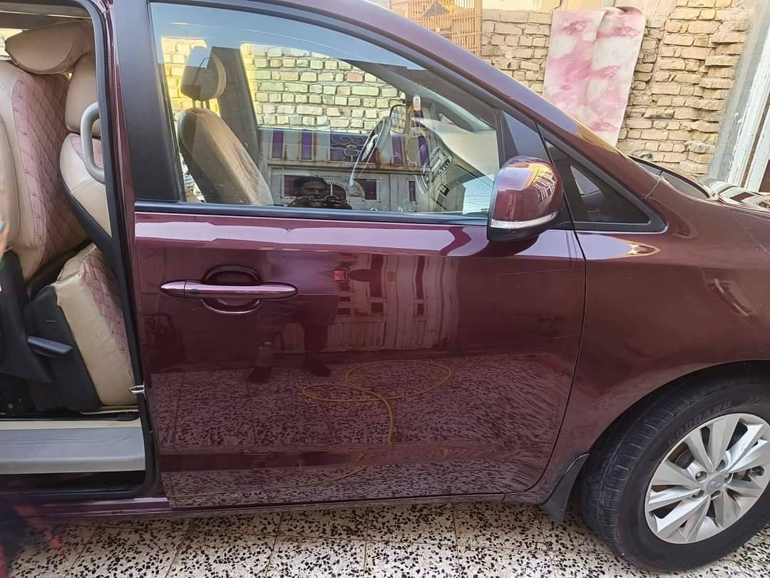 سلام عليكم
كيه سيدونا موديل 2016
ابواب كهرباء+
بصمه باب +
بصمه تشغيل 
مري شفط+
حساسات خلفيه واماميه+
اسياره امريكي بيه بنيد وجاملغ امامي 
فقط اقره المنشور وانتصل وتدالال والسعر 185.   (‏‪***********‬‏)
