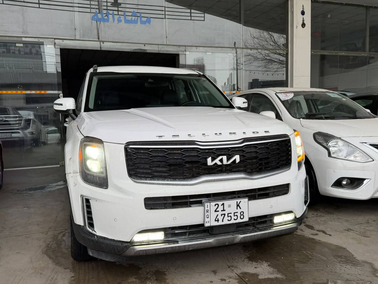 سلام عليكم اخوان 
كيا تليورايد موديل 22 فئه sx اعلى فئه بالتليورايد 
رقم سليمانيه بأسم شركه مداور او وكاله ماكو مشكله 
المواصفات معروفه مواصفات ال Sx 
بيها تبديل بيبان ثنين جهه السايق وتصليح بالتكمه والدوسه 
والجاملغ الخلفي بدون كص مصلح نفسه ومصبوغ 
البجم ما مفتوح بي برغي على وضع الشركه 
ماشيه 36 الف كيلو 
وبيها صبغات بعد اني ابيع صبغ حزام 
صور الحادث مرفقه بالمنشور وكلشي واضح 
السعر 195 وبيها مجال بسيط 
الي ما يعجبه السعر خلي يعبر المنشور او يذكر كلمه طيبه 
للاستفسار ***********
