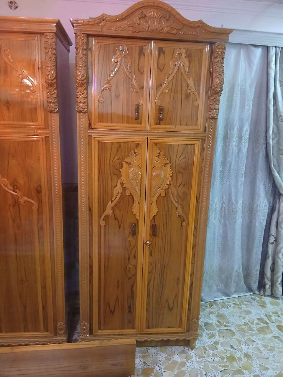 السلام عليكم اخوان ورحمة الله وبركاته. غرفه النوم  جديده بكل معنه الكلمه الوجه ٥ملم  داخل وخارج صاج  شغل درجه اولى  العنوان حله شارع السياحي قريه الدولاب  ***********.   ***********
