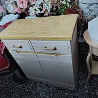 كومدي • خزانة • أثاث