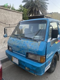 لبيع كيا موديل 94 رقم بغداد جاهزة السيارة  مكانها بغداد  شاصي جديد شعا...