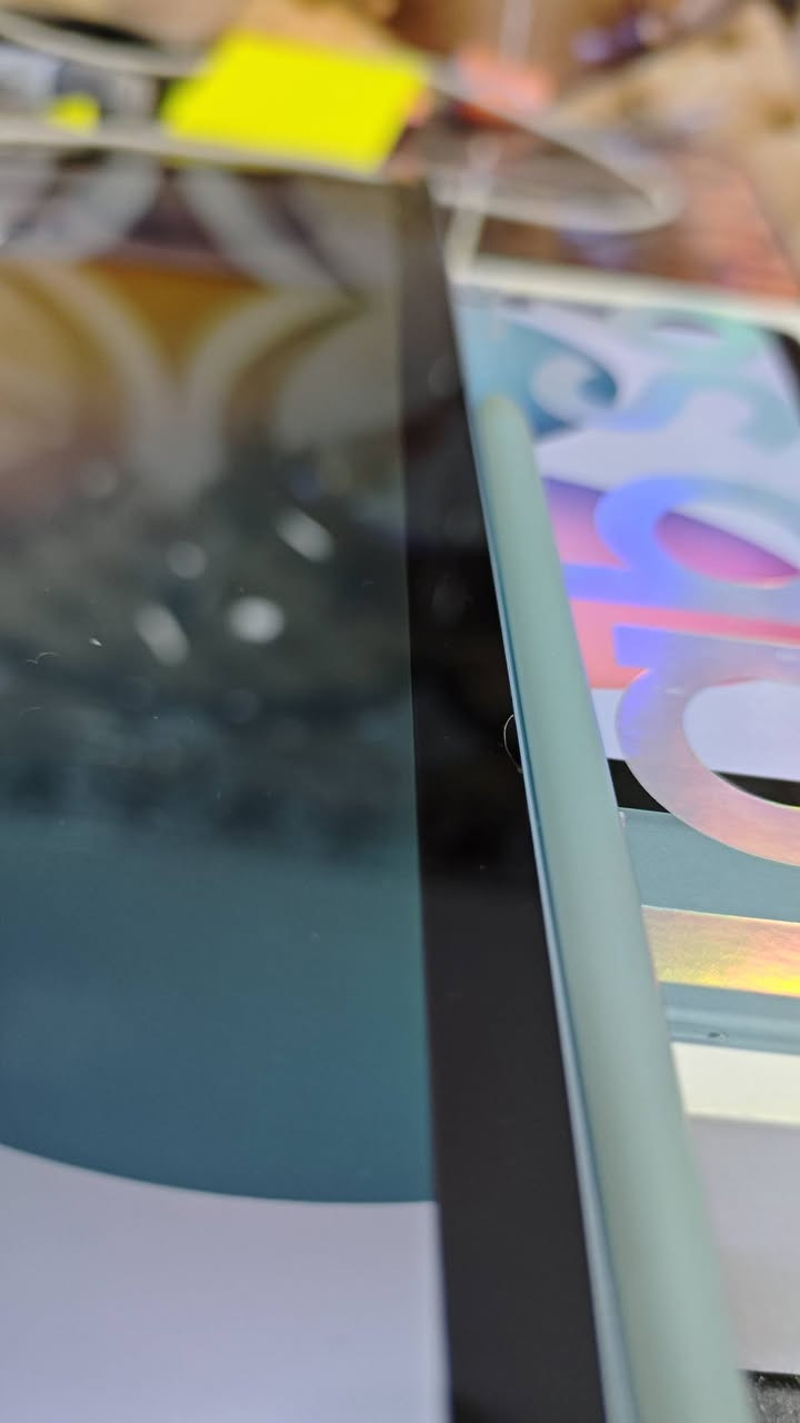 سلام عليكم و رحمة الله و بركاته
تابلت سامسونج S6 lite للبيع

جهاز شغال و نظيف 

لكن هناك فطر في الطرف الشاشه التابلت ( الاطار ) موضح بصوره لكن ما مأثر على الشاشه و عرض .

و القلم فقط التب خاص به مفقوده يمكن استبدالها ، موجوده في الاسواق يمكن استخدام اي تب للاجهزه سامسونج الاخره و يعمل عليه 

جهاز مناسب لدراسه و لرسم 

سعره 225 الف 

 نهايته 175 الف

موقع / النجف - حي ابو طالب


**إذا كنت صاحب هذا الإعلان وتريد حذفه لأي سبب، رجاءا أرسل رسالة إلى الدعم الفني**