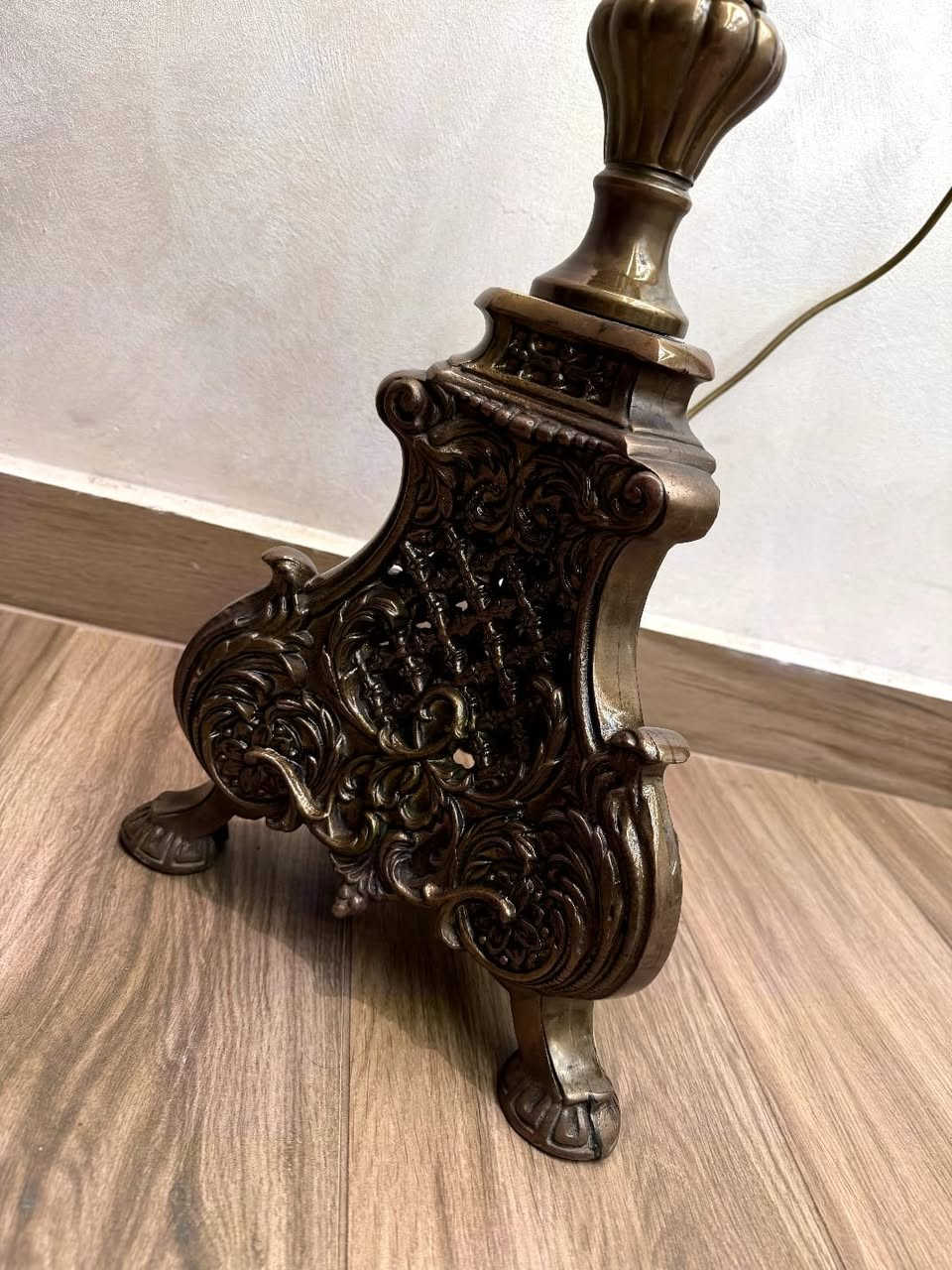 فلور / ستاند لامب فرنسي مختوم انتيك نوادر 172 سم وزن ثقيل دبل سوكيت 0799186000 عمان, محافظة عمان


**إذا كنت صاحب هذا الإعلان وتريد حذفه لأي سبب، رجاءا أرسل رسالة إلى الدعم الفني**