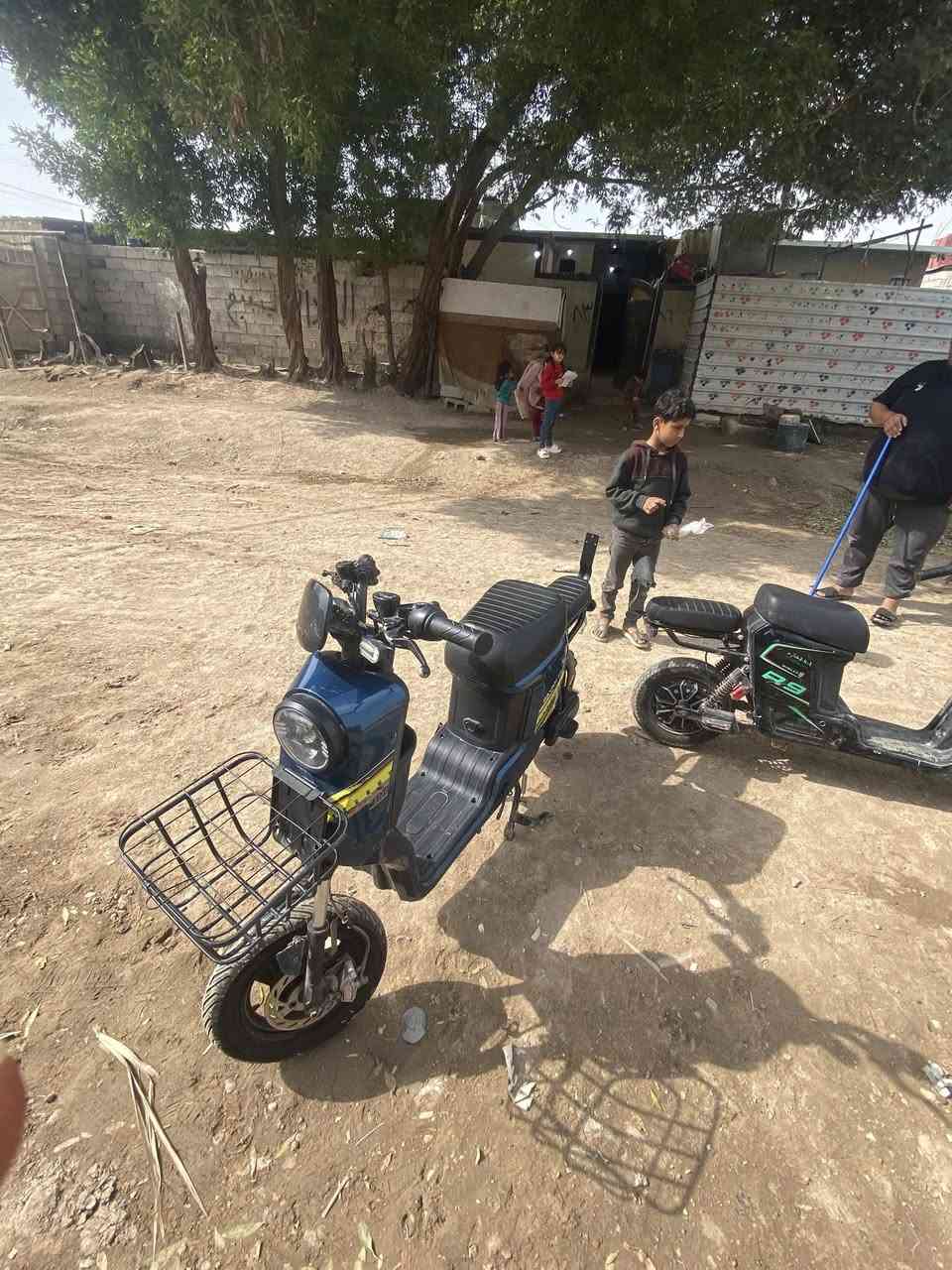 ‏سلام عليكم دراجة شحن النعال 10 مدير 25 ملف 1500 سعر الدراجة 375 وبيها مجال رقم الهاتف￼***********
