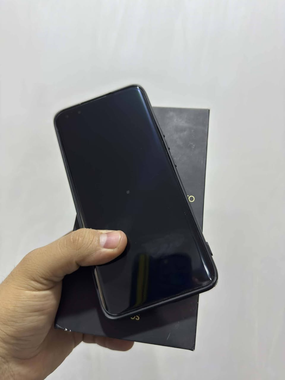 هونر ماجك 5pro نسخة صينية ذاكرة ٢٥٦عشوائية ١٢+١٢ غراضة كارتون وشاحنة وكفرات  مبدل بس ضهر اصلي مكفول كلشي شغال وعل فحص للبيع او مراوس سعره500


**إذا كنت صاحب هذا الإعلان وتريد حذفه لأي سبب، رجاءا أرسل رسالة إلى الدعم الفني**