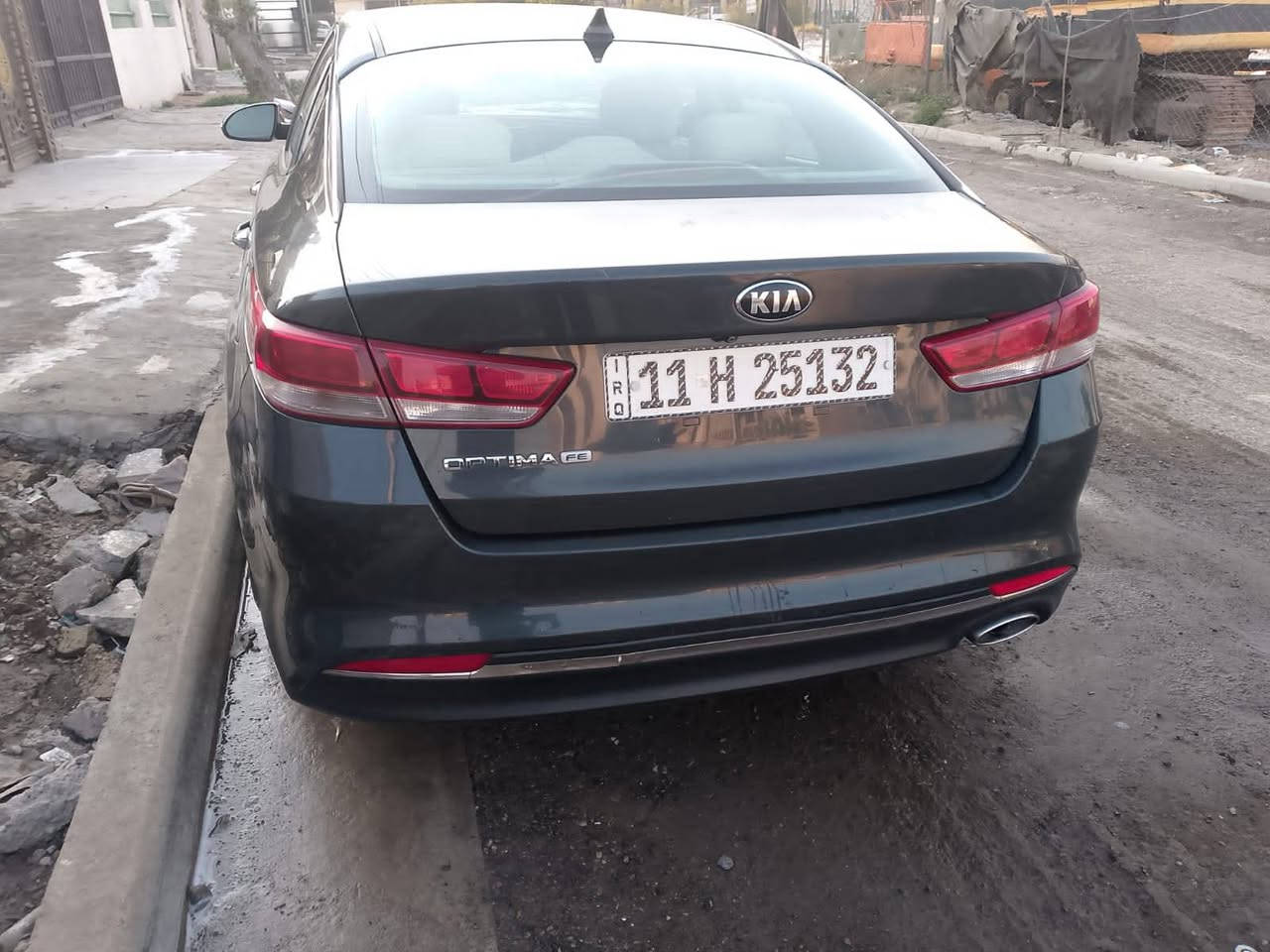 كيا اوبتما 2016 وارد امريكي حادث جدا بسيط حافة البنيد
والباب الايمن هم بي كرده ومصبوغ..
محرك 2400 خير من الله..
كير اي تي  6 نمر..
تبريد تدفئه كله تمام...
مكاني بغداد الكرخ حي الاعلام..
اي نقص مبيه..
للبيع او مراوس بسنتافي  11  12 كون نظيف ىنتفق عليه..
سياره بغداد باسمي رقم وهزه وسنويه كله باسمي..
الشراي يتصل السياره كلش نظيفه... ***********...
..... ***********.....
