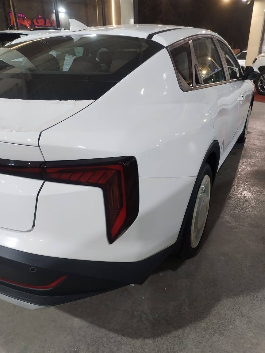 K4 موديل
2025 موديل
 2000  محرك
كير AT
شاشة متصلة 
فول تحكم ستيرن 
ويل كب اسود 
تبريد قطعتين
حساس امامي خلفي 
كامره خلفية
بصمة أبواب وتشغيل 
هند بريك دكمة 
اوتو هولد
تبريد لمس
منافذ شحن
قماره حديد
باقي المواصفات المعروفة
للاستفسار الاتصال ع الرقم ***********
