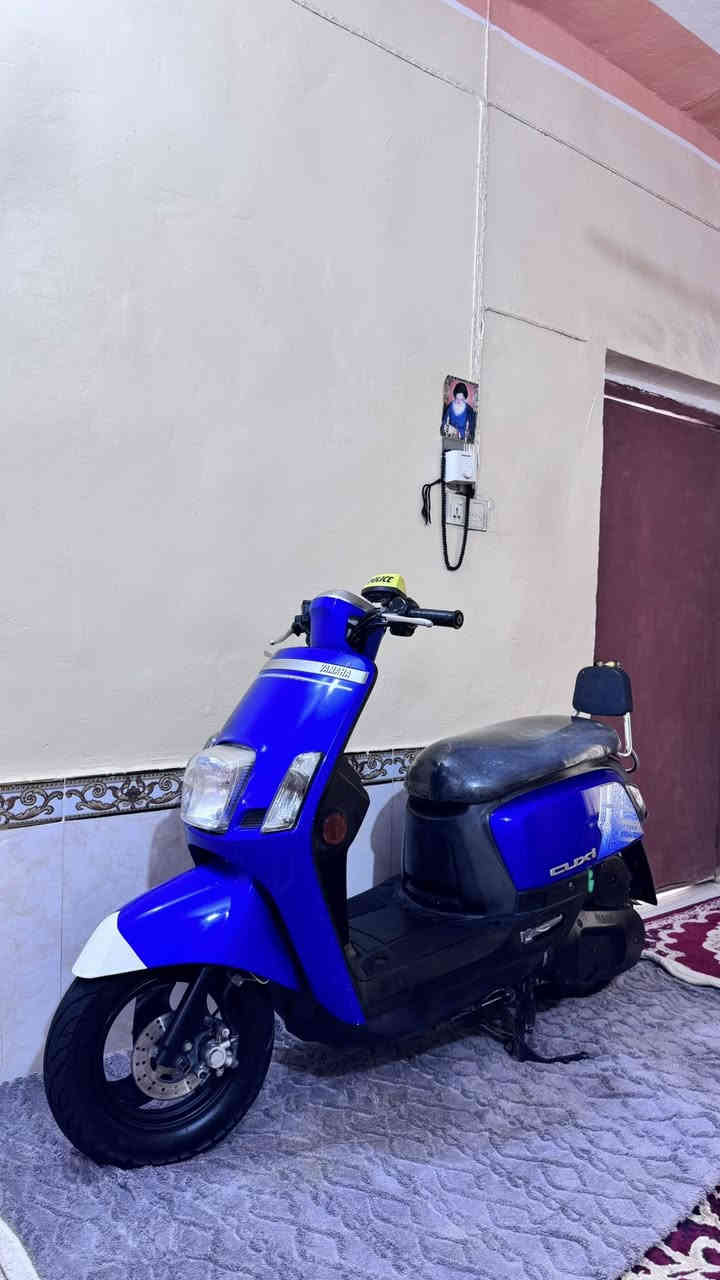 دراجة نتيكة كلة ع بلاد كاملة مكملة من كلشي كهربائيات نص نكرة دراجة تشتغل دراجة انضف من اهاي الصور  - رقم ***********
