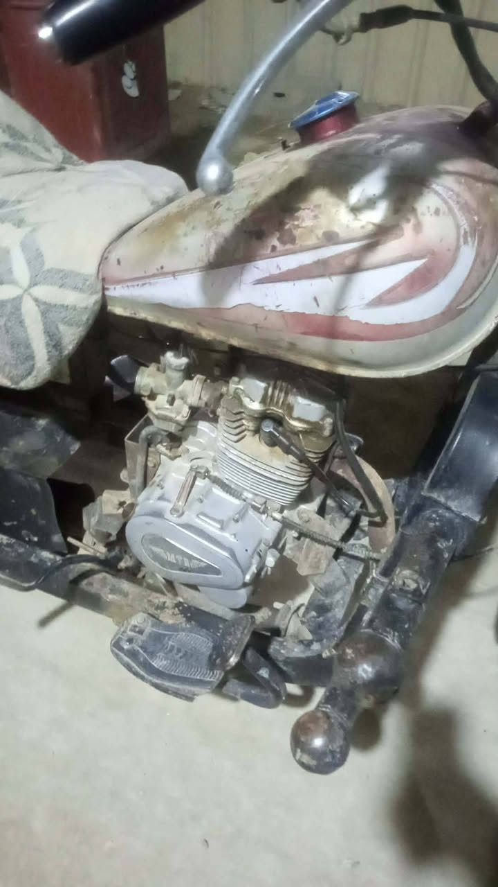 السلام عليكم ستوته نضيفه ام تيار 2010شاصي مكفول بدي نضيف اوراق المكان كربلاء بشارع ابو طالب السعر 700بيها مجال بسيط ***********خاص هم موجود
