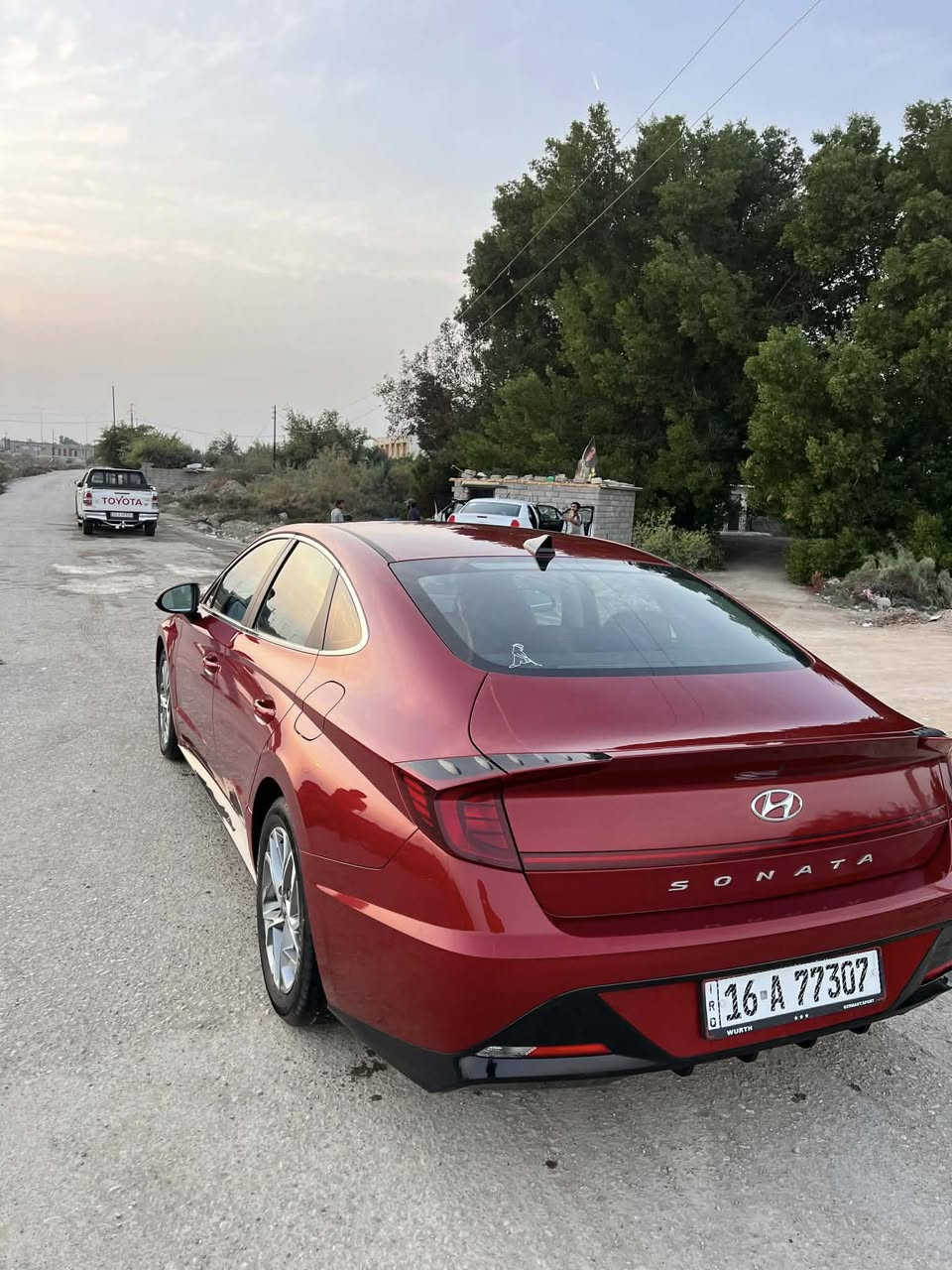 سلام وعليكم ورحمة الله وبركاتة سوناتة موديل 2023 معوقين سياره جديدة  سيارة فول عدة الفتحه وتبريد الخلفي وباقي المواصفات كلة بية سيارة مكفولة كفالة عامة عد حادث امريكة فقط بس جاملغ بدون شواصي مثل ما موضح بل صوره شراي يجي خاص او يتصل ***********  علمن المعوق ولد شاب مواليد 90 حاضر للوكالة السعر ١٧٠ وبية مجال
