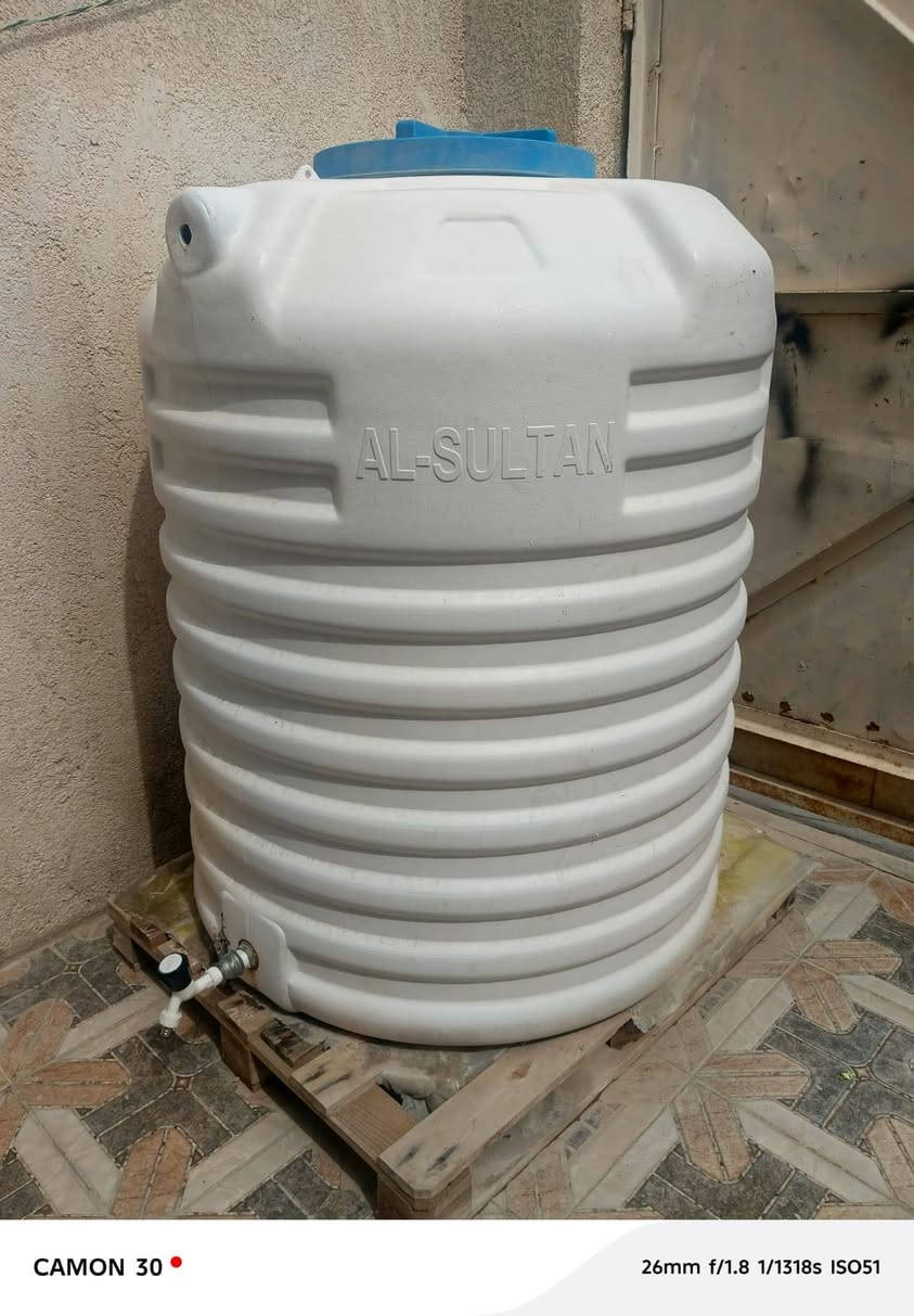 متاح تانكي طن واحد مثل ماواضح بالتصوير بي شرخ زغير كلش بالاسفل السعر 50 وبي مجال للشراي العنوان الزبير قرب مدرسة جسر الأئمه الشراي يتواصل وياي خاص


**إذا كنت صاحب هذا الإعلان وتريد حذفه لأي سبب، رجاءا أرسل رسالة إلى الدعم الفني**