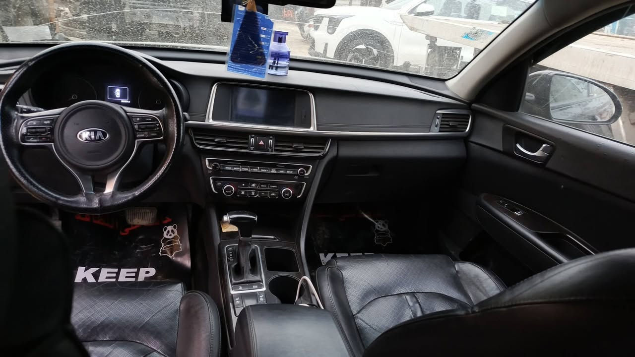 السلام عليكم اوبتمه امريكي كفاله عامه من كلشي
مواصفات السياره بصمه +مري شفط كشنات تدفه تبريد مانقصه شي السعر 120وبيه مجال حك الجيه ***********
