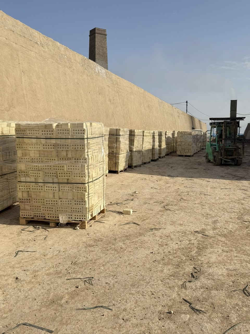 - [ ] ‏‎((معمل المدينه المنوره))
… الأفضل دائماً . (المدينه المنوره)
______________________
#طابوك المدينه المنوره نمتاز بل قوه

- [ ] ‏‎السلام عليكم للبيع افضل انواع الطابوق 
- [ ] ‏‎الجمهوري من انتاج معامل النهروان     عدد مضبوط قالب كبير  
نسبه الاملاح 10/100
#مفحوص_مختبرياً 
#ذات_انضغاط_عالي 
توصيل الى كافه محافضات  شرط المكلاب
- [ ] معمل طابوق المدينه المنوره 
- [ ] ‏‎للحجز ولستفسار 👇الاتصال بل ارقام
- [ ] (***********)🛜 
(‏‭(***********
