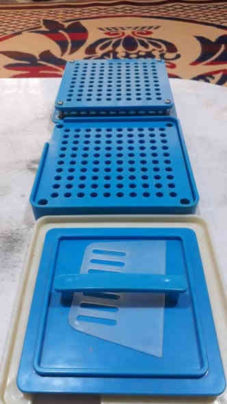 للبيع جهاز تعبأة الكبسول جهاز جديد ونظيف لتعبأة 100كبسوله دفعة واحده
السعر 55الف وبيه مجال للتواصل الاتصال على الرقم  *********** واتس اب
