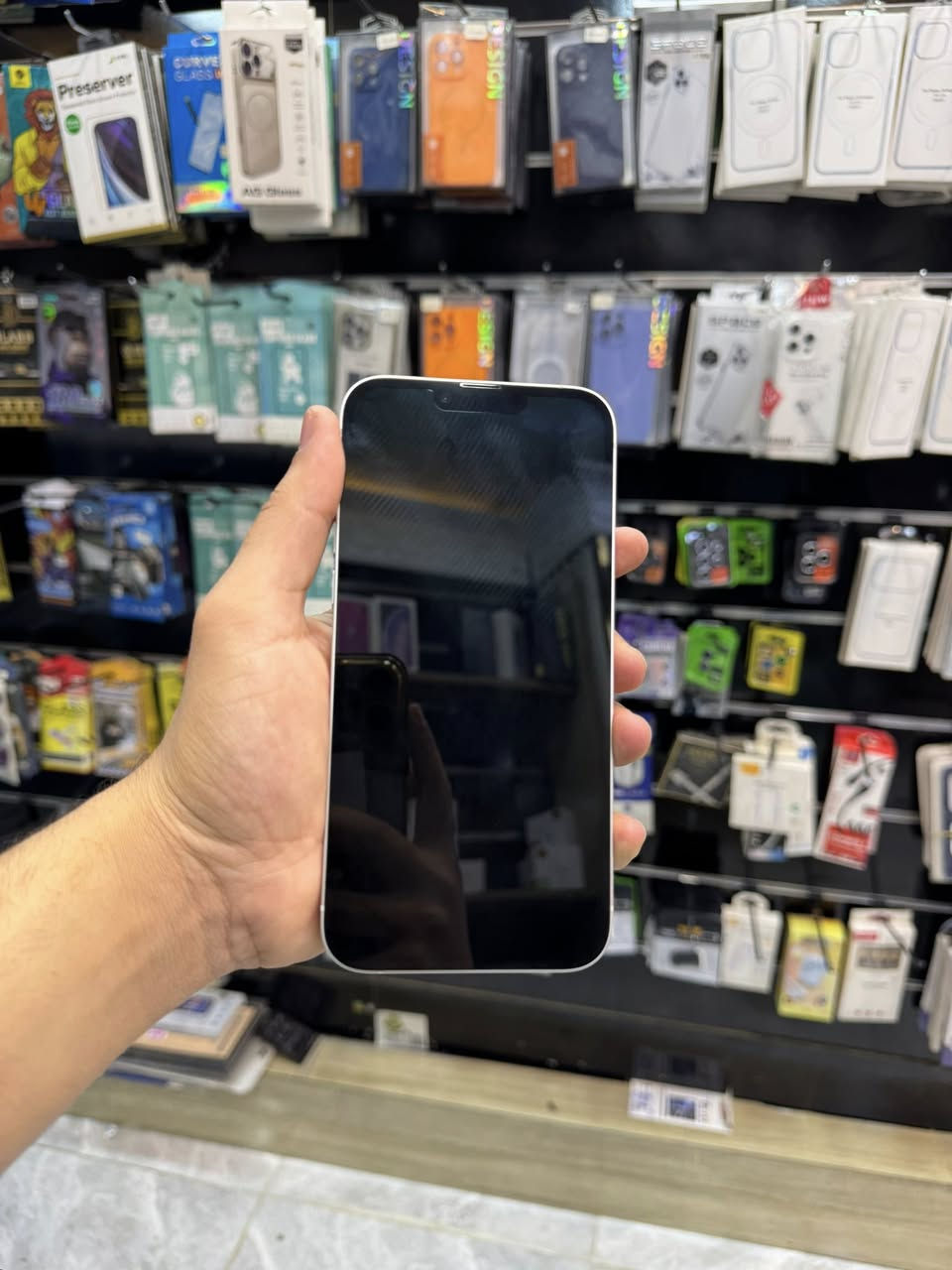 سلام عليكم
ايفون 14 بلس
ذاكرة 256GB
نسبة البطارية 86%
الجهاز نظيف جداً، شاصي زلغ ما بيه أي ضربات
مبدل شاشة بشرط تكون أصلية، وإذا مو أصلية يرجع الجهاز
كلشي شغال 100%
(نت، صوت، اتصال) وما بيه أي خلل فقط ضهر مفطور
الجهاز عربي شرق أوسط
كفالة عامة + ضمان يوم كامل استخدام
المكان: بغداد – مدينة الصدر
السعر: 440 ألف (نهايته)
شراي  الرقم:
***********
⚠️ ملاحظة: البيع داخل المحل فقط، ماكو توصيل❤️
