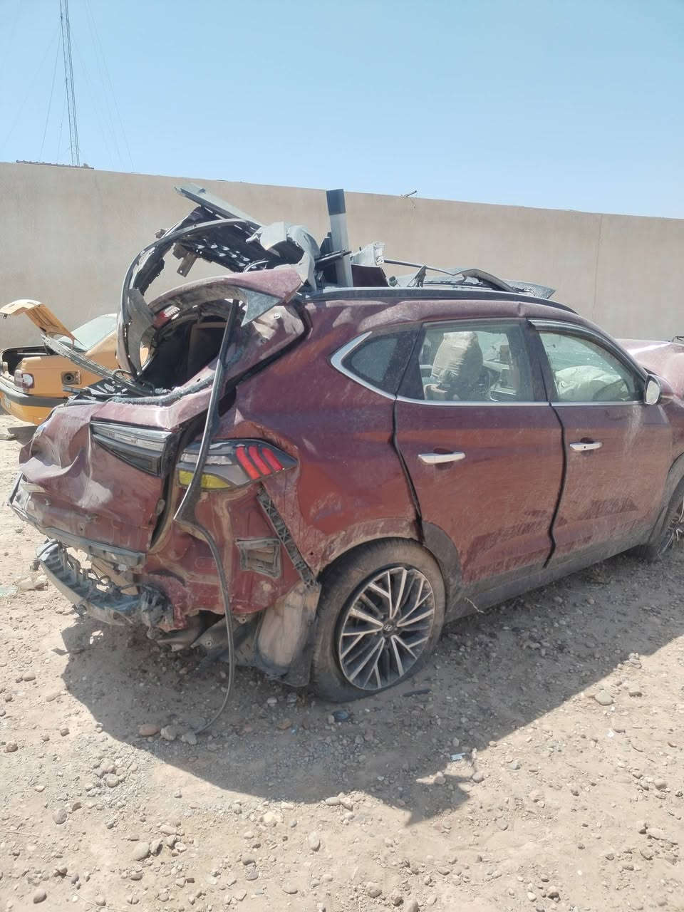للبيع توسان خليجي موديل 20 رقم بغداد السعر 68 مكاني بابل الحصوه ***********
