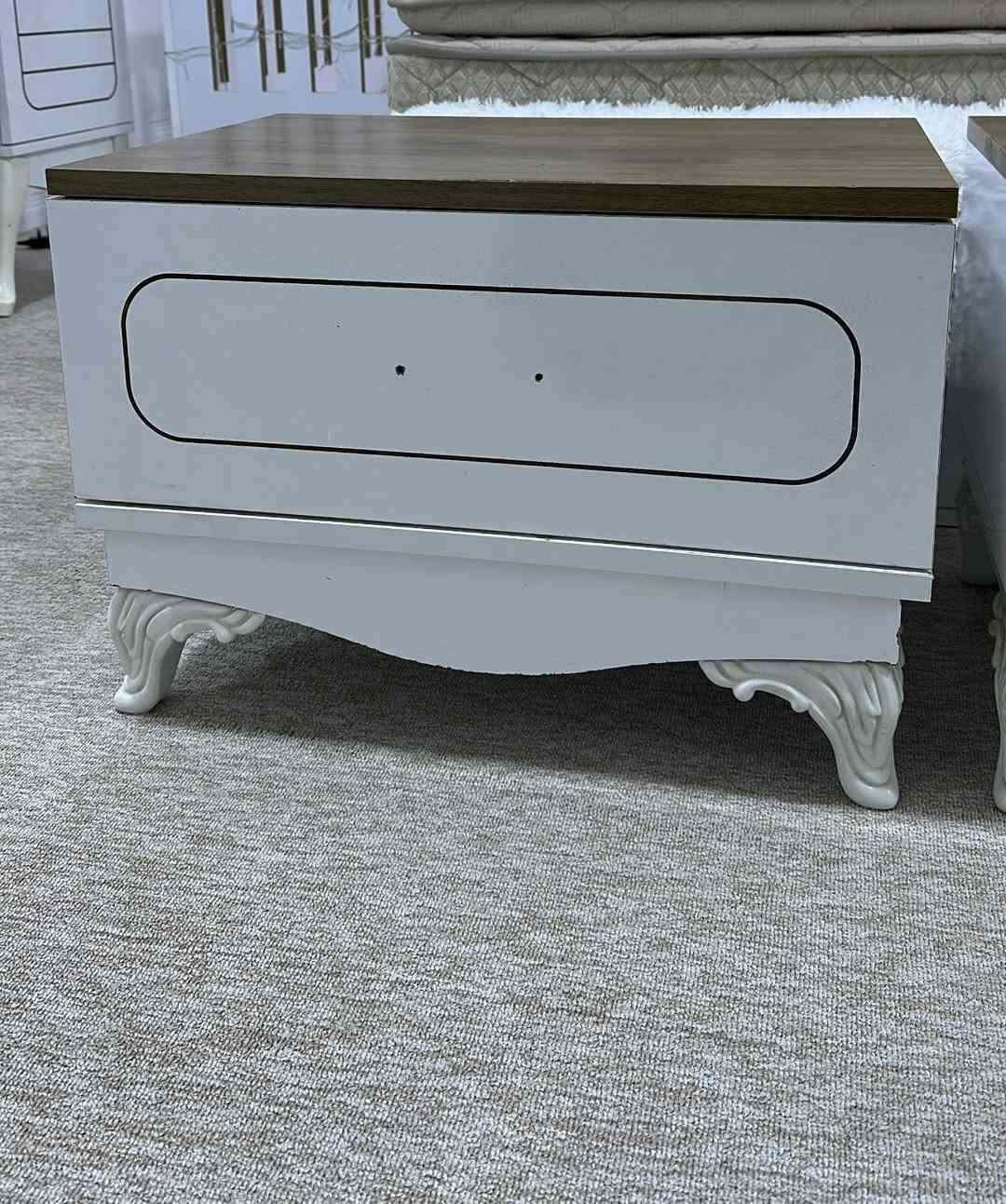 ئەم دوو کۆمەدیە بۆ فرۆشتنە لە کەلار گەیاندنمان نییە زۆر پاک و بێ عەیبن و کێشەیان نییە  بەشی سەرەوەی داری ساجی ئەسڵە  نرخی ٥٥ هەزارو یەک تۆز مەعامەلە  هەردووکیان پێکەوە.


**إذا كنت صاحب هذا الإعلان وتريد حذفه لأي سبب، رجاءا أرسل رسالة إلى الدعم الفني**