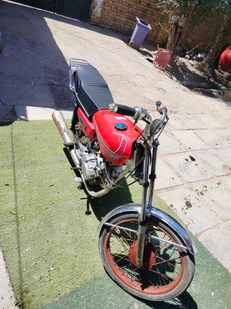 سلام عليكم للبيع دراجه نضيفه وحلوه مكفوله من سرقه مكان البصره ابو الخصيب شيخ ابراهيم مكينه ما مفتوحه لا تنقيص ولا تبخير سعر 350 /***********
