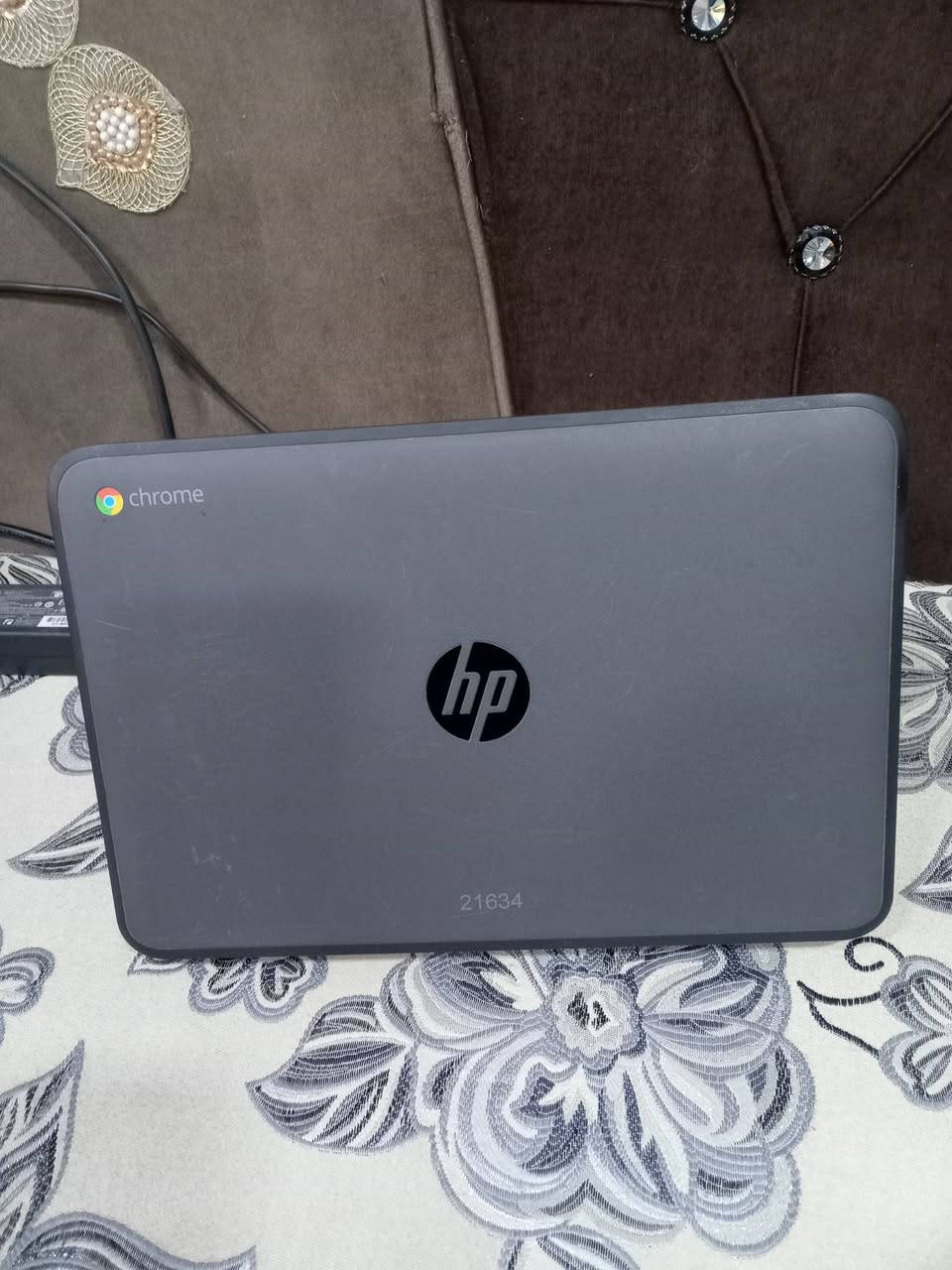 للبيع او مراوس نوع اج بي شاحنه موجوده السعر ٦٥ او مراوس مع ايباد او مبايل مكان بغداد حي النصر ***********
