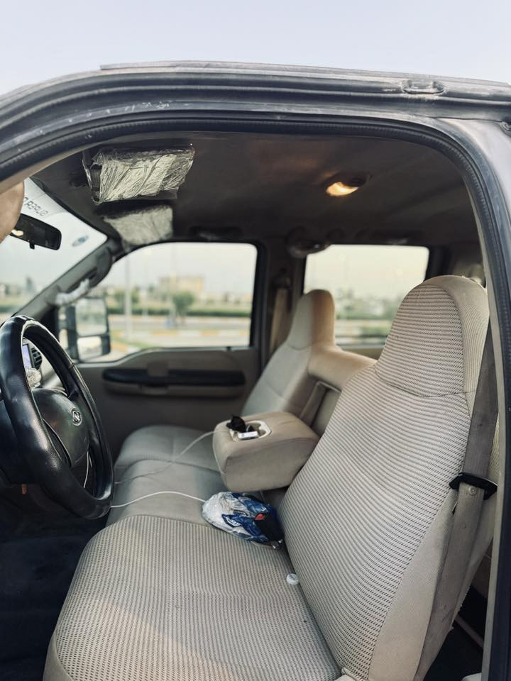 ⭕️عرض حصري بيع سريع 
فورد F350 موديل 2006 گاز 
8بستن تيربو
ضمان من ضربه وتعمير اصولية رقم اربيل شرط التحويل 
او الوكالة سيارة كانت قبل لدى شركة امينة وتحولت للبيع المباشر ودخلت مازاد البيع المباشر المحرك اوربي والكير ايضا دفع رباعي شغال 100‎%‎ 
ضمان انطيك سنة كاملة وشرط بالمكاتبة اكتبلك ضمان سنة كاملة
سيارة على وضع شركة ماشية 170 الف بدون اي نواقص
بچم امامي حديث LED اصلي 
اكسل كاردن 100‎%‎
تبريد ثلج تدفئة 
حدادية تخم تاير كلة جديد 
الداخلية كشن وسطية فتحه شاشة ايباد كاميرة خلفية 
ارضيات وعزل خارجي دبل جام كلة شغال 
كود سويج متشتغل الة سويج مالتها 
الملحقات ( دوسات البلادية وياها مع حمالة الجلكانات البلادية وياها مع جلكان عدد 2 ) يعني بس شغل وتوكل عزيزي 
محرك شرط ترايك للبصرة 
السعر خـاص بدون كسران بحلال الناس اكرر سيارة اتحدى اكو بنظافتها حالة البودي فقط شخط ومتكحل 
#ملاحظة
كل شيء شغال بيه ماكو اي نقص بشرط الفحص وين متحب

للاستفسار على الرقم لتالي وتساب او اتصال

***********
