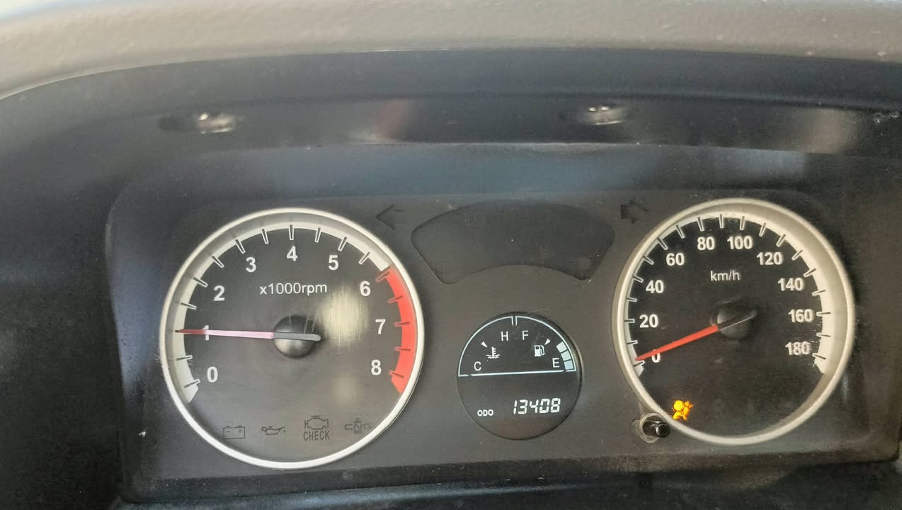 السلام عليكم سايبا موديل 2022رقم قادسيه بسمي مصفرة هيه وغرامات  ماشيه 13الف  مصبوغة عام مبدل جاملق وباب السايق   45  السعر مكاني بغداد البلديات ***********
