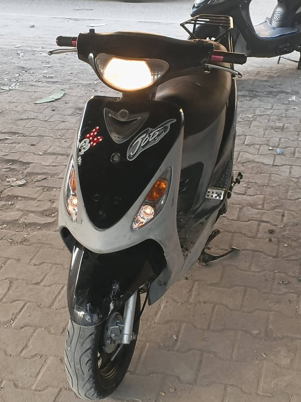 ماكس منغولي شغاله من طول لطول
شراي يتصل مكاني ناصريه مركزز السعر 550 
***********
