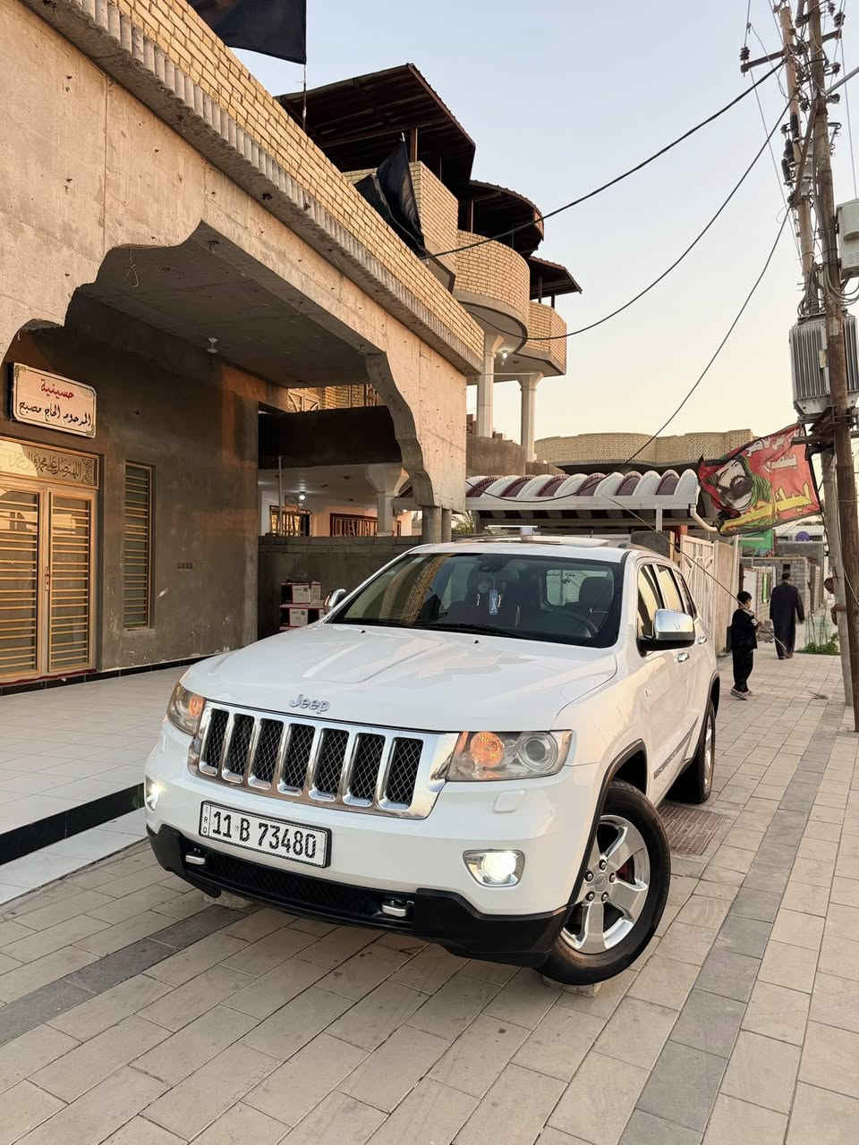 اللهم صلي عل محمد وال محمد#jeep_جيب موديل 2013 خليجية بانزين عادي المرغوب رقم بغداد بأسمنه مشروع وطني سنويه لغايه 2030 تحويل ثاني يوم حاضر مكفوله كفاله عاامة من ضربه وصبغ ووالتبديل والبارد بديها صافي بدون شخوط بدون رصعات  محرك كير جدد مكفولات ما مفتوحات شرط الفحص حداديه جديده تبريد ثلج ❄️ تدفئه تخم تاير جديد سياره كامله مابيها نقص ابد 
السيارة كامله مكمله من كلشي محرك وكير 3600 شرط ابيع ع الفحص اذا بيها برغي مفتوح مرجوعه تخم تاير ويل 18 جديد حداده جديدة 100‎%‎ تبريد وتدفئه كله شغال حجر صالنصه موجود السيارة حلوه وجديده وبلعافيه عل الياخذها والشراي يشلع عيوني❤️
السعرررررر 177 وبيها مجال حق الجيه
العنوان بصره للاستفسار عل الرقم ***********
