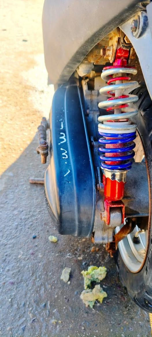 السلام عليكم زعره للبيع شغاله سلف هندر كهربائيات كله شغاله مانقصه شي السعر ٢٨٠ الموشري لا يراسل ويتعبني ويا رقمي ***********
