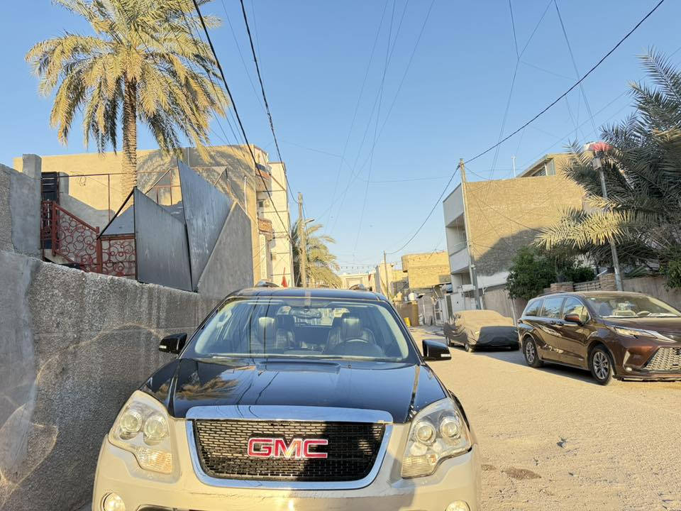 للبيع — GMC Acadia 2010 | رقم بغداد
سيارة عائلية قوية ومريحة 👌

🔹 الموديل: 2010
🔹 النوع: جمسي أكاديا
🔹 الرقم: بغداد
🔹 السعر: 8,500$ 

✨ سيارة عملية ومناسبة للسفر والاستخدام اليومي
✨ محرك أمبالة ٣٦٠٠ قوي وثبات عالي على الطريق
✨ 

•7 راكب
• ملكي

سيارة نظيفة

📩 للتواصل والاستفسار يرجى المراسلة على الخاص


**إذا كنت صاحب هذا الإعلان وتريد حذفه لأي سبب، رجاءا أرسل رسالة إلى الدعم الفني**