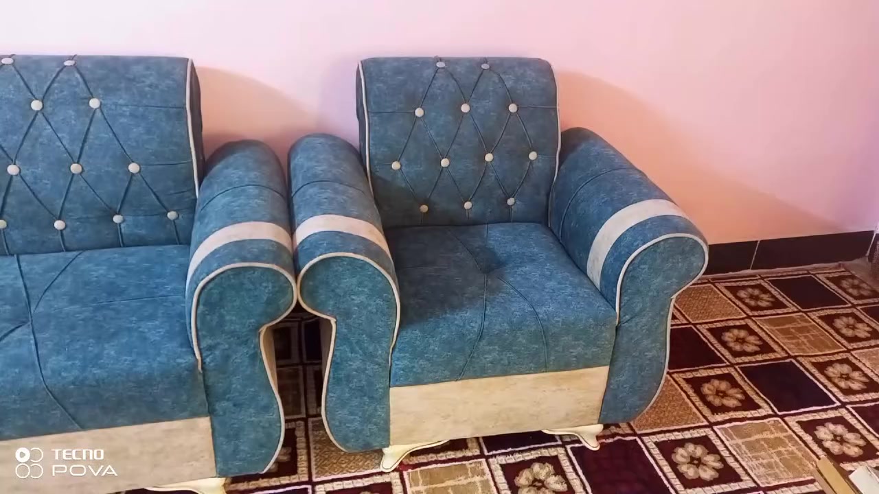 تخم للبيع 10 مقعد السعر 300 وبيه مجال مكاني بغداد حي النصر للاتصال ***********
