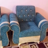 تخم للبيع 10 مقعد السعر 300 وبيه مجال مكاني بغداد حي النصر للاتصال 077...