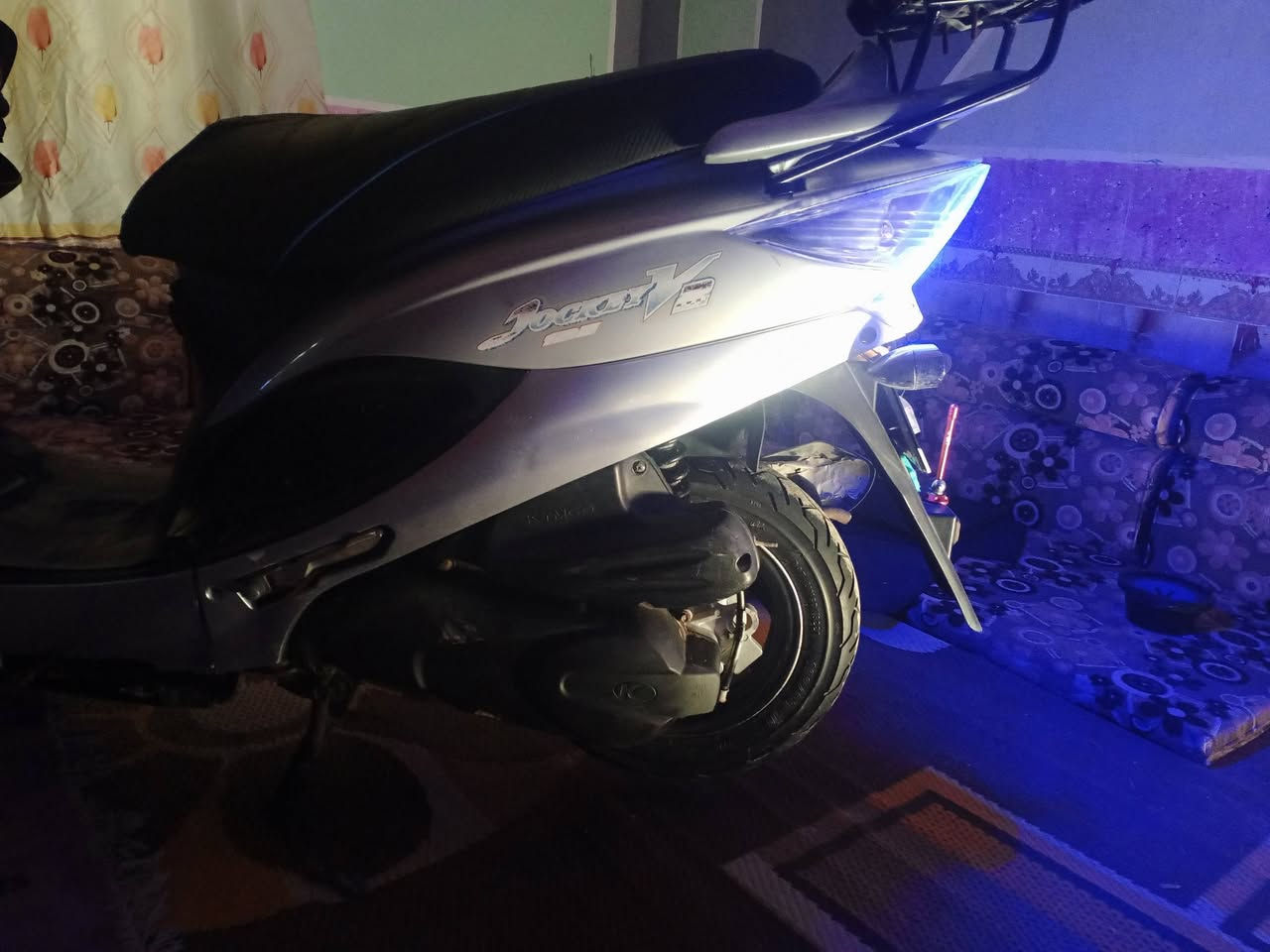 سلام عليكم
كامكو البيع موديل2016فحل دراجه نضيفه وحلوه دراجه مكفوله كفاله عامه تاخذه وين ماتفحص افحص دراجه نصبتها حلوه دراجه بيها زنون كلجات رياضي بيها كشن رياضي اذا تشوفها بل حقيقه بعد الاحله ..السعر 950وبيها مجال الطيبين كل هلا بيكم🤎🤍 ***********
