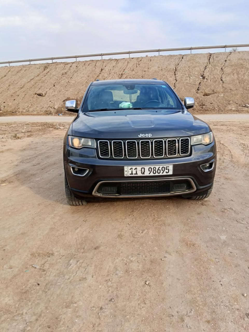 السلام عليكم جيب للبيع 2018 رقم بغداد مداور ثاني يوم وارد امريكي مكينه كير حداديه تبريد تدفئه مكفول للستفسار اتصل ‭٠٧٧٣ ٥٣٨ ٢٨٤٤‬اني مكلف بلنشر
