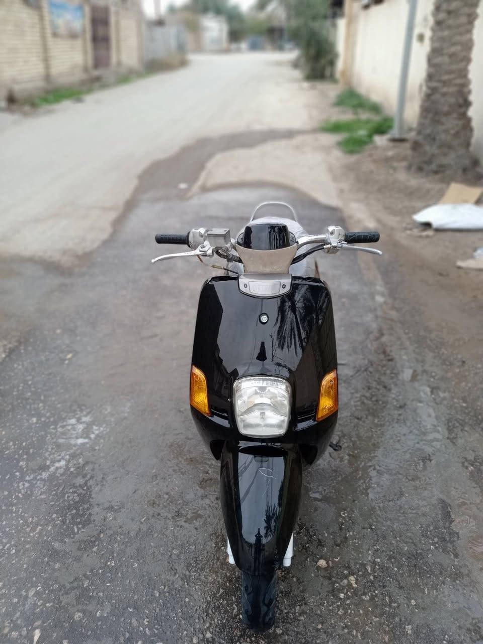 سلام عليكم
للبيع بوليس داخل كريمي كابريتر
 دراجة نضيفة كفالة عامة
كلشي شغال بيها
سعر 525 بيها مجال شراي بيك خير وتدلل
مكاني بابل المسيب
استفسار عل رقم ***********
