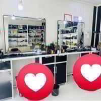 ميز حلاقه • ٤ مرايات