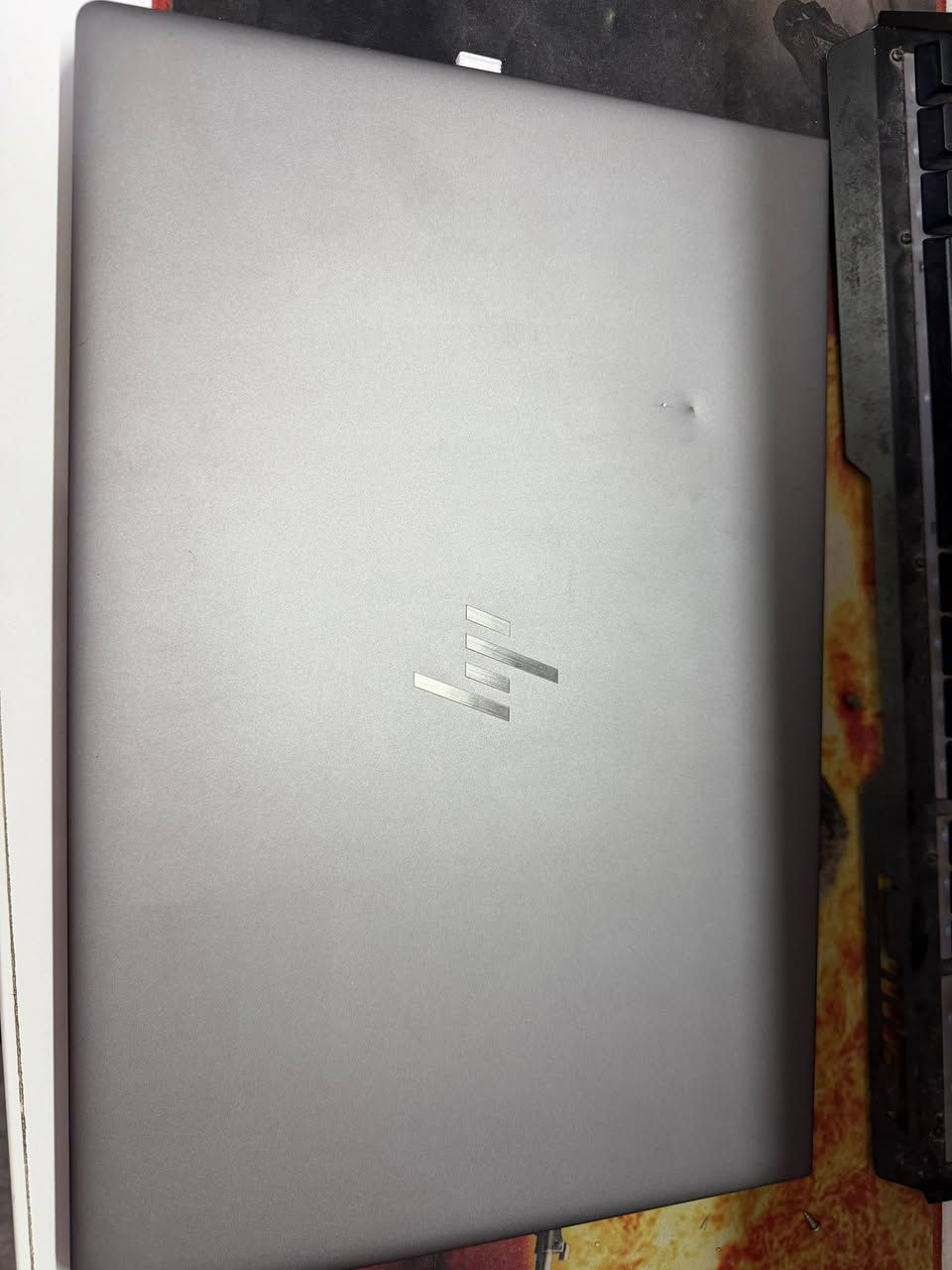 للبيع لاب توب hp zbook 15u 5g
الاب توب  معالج كور i7  الجميل الثامن
يجي بيه اثنين كارت شاشة

Graphics 620
Pro wx 3100

الهارد 500 g
الفئة workstation مخصص للالعاب والمونتاج
السعر 500 الف
مكاني بغداد


**إذا كنت صاحب هذا الإعلان وتريد حذفه لأي سبب، رجاءا أرسل رسالة إلى الدعم الفني**