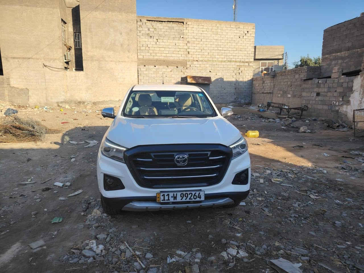 المواصفات العامة :
المحرك: 2.4 لتر تيربو بنزين
ناقل الحركة: اوتماتيك 
نظام الدفع: دفع رباعي (4x4)
عدد أنظمة القيادة:
إيكو (Eco)
نورمل (Normal)
سبورت (Sport)
اللون: ابيض 
سعة الخزان: 80 لتر
الحمولة القصوى: 1 طن
ماشية 70الف
1. تبريد أمامي قطعتين
2. شاشة لمس تدعم جميع أنظمة الاتصال
3. شاشة أعطال متقدمة
4. كاميرات 180° (خلفية + جانبية
5. حساسات خلفية عدد 4
6. حساسات ضغط الإطارات
7. نظام مساعدة نزول منحدرات
8. نظام مانع تزحلق
9. كروز كونترول (مثبت سرعة)
10. فول تحكمات من المقود (ستيرن)
11. إضاءة أمامية LED
12.مقاعد كهربائية
وبعد بيها هواي مواصفات فول للاخير 
 سعرها 160 

مكان السيارة بغداد
*********** وتساب
*********** وتساب
