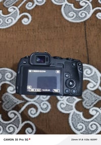 كامره كانون RP عدسه 24-105 شاحن  بطاريه 2 كارتونه  شتر اقل 10 K يوجد ت...
