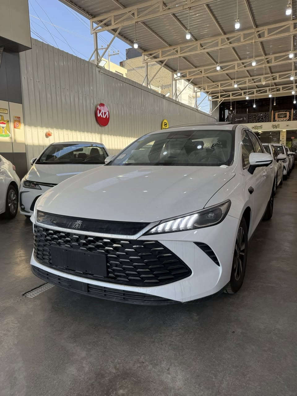 � معرض أســد بغــداد لتجارة السيارات 🔥

🚘 بي واي دي Qin Plus الفــول مواصفات

✅ فتحة سقف
✅ 13 كامرة محيطية
✅ نظام Auto Park (الاصطفاف الذاتي)
✅ مقاعد جلد كهربائية
✅ مرايا شفط
✅ رادار النقطة العمياء
✅ حساسات 360 درجة
✅ بصمة تشغيل ودخول ذكي
✅ ويل كب كروم قياس 16

📍 الموقع: بغداد – الكريعات – معرض أسد بغداد

🔄 الخدمات:
بيع ✅ | شراء ✅ | مراوس ✅

📞 للاستفسار:
📱 *********** – علي
📱 *********** – علي
📱 *********** – ليث
📱 *********** – عبدالله

🚘 #أسد_بغداد
🚘 #BYD_Qin_Plus
🚘 #بي_واي_دي
🚘 #سيارات_بغداد
