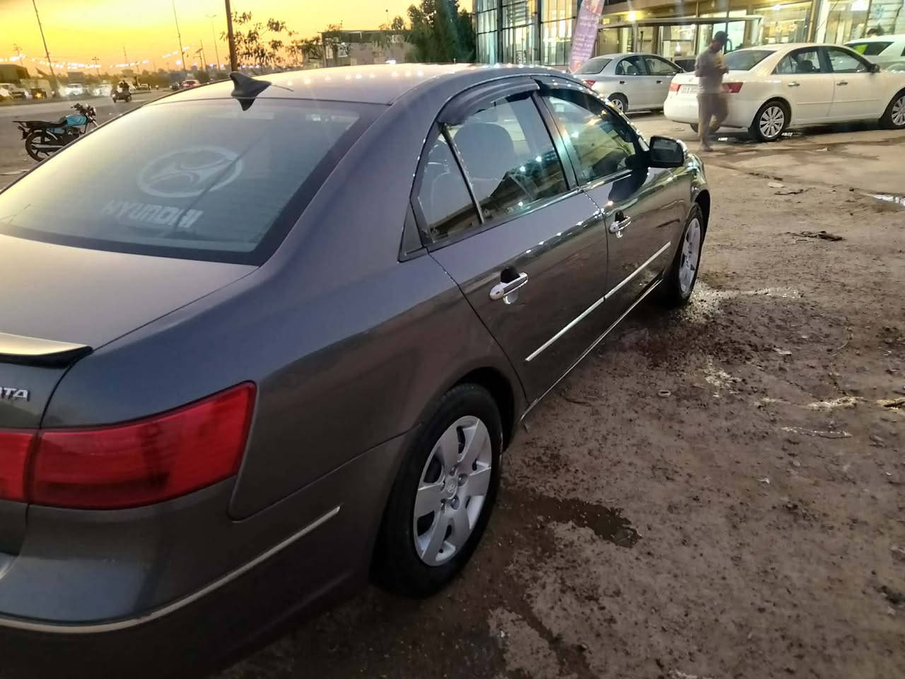 سوناتا موديل 2009 محرك 2400صبغ 5 قطع السياره جاهزه من  كل شيء رقم بغداد مشروع وطني السعر نهايته 98 الرقم *********** العنوان بابل سدة الهنديه
