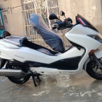 فورزه • ٤ تحويلات • ماشيه ٢٣٠٠٠كم